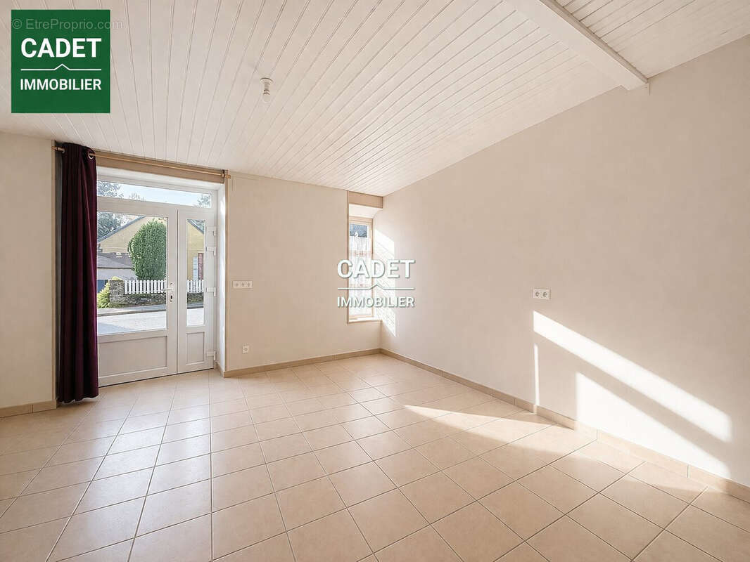 Maison à LA LUCERNE-D'OUTREMER