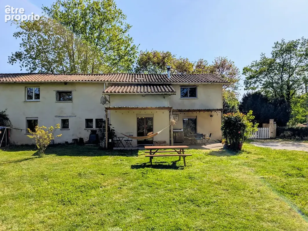5 mins de Revel maison a Blan 7 pièce(s) 225 m2  5400m2 de terrain garage de 65 m² - photo 1