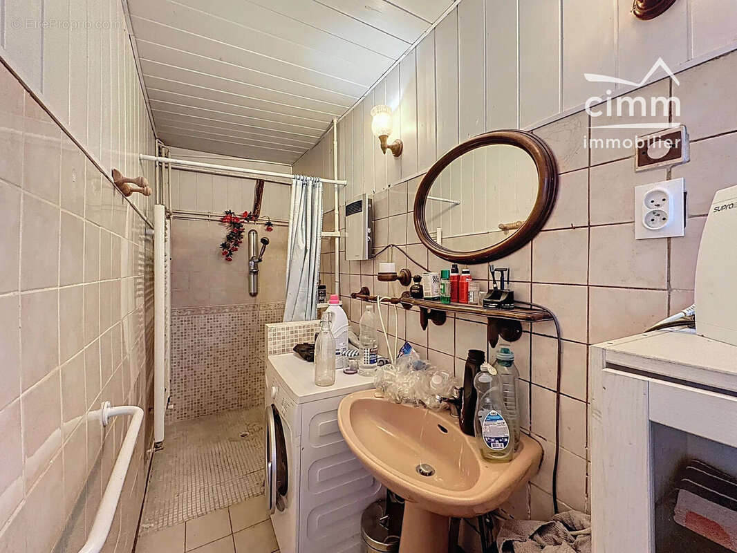 Maison à PERNES-LES-FONTAINES