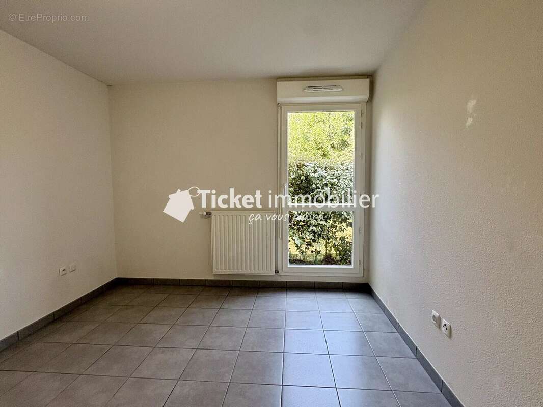Pibrac (31820) — Charmant T2 de 40 m² avec extérieurs privatifs - photo 12