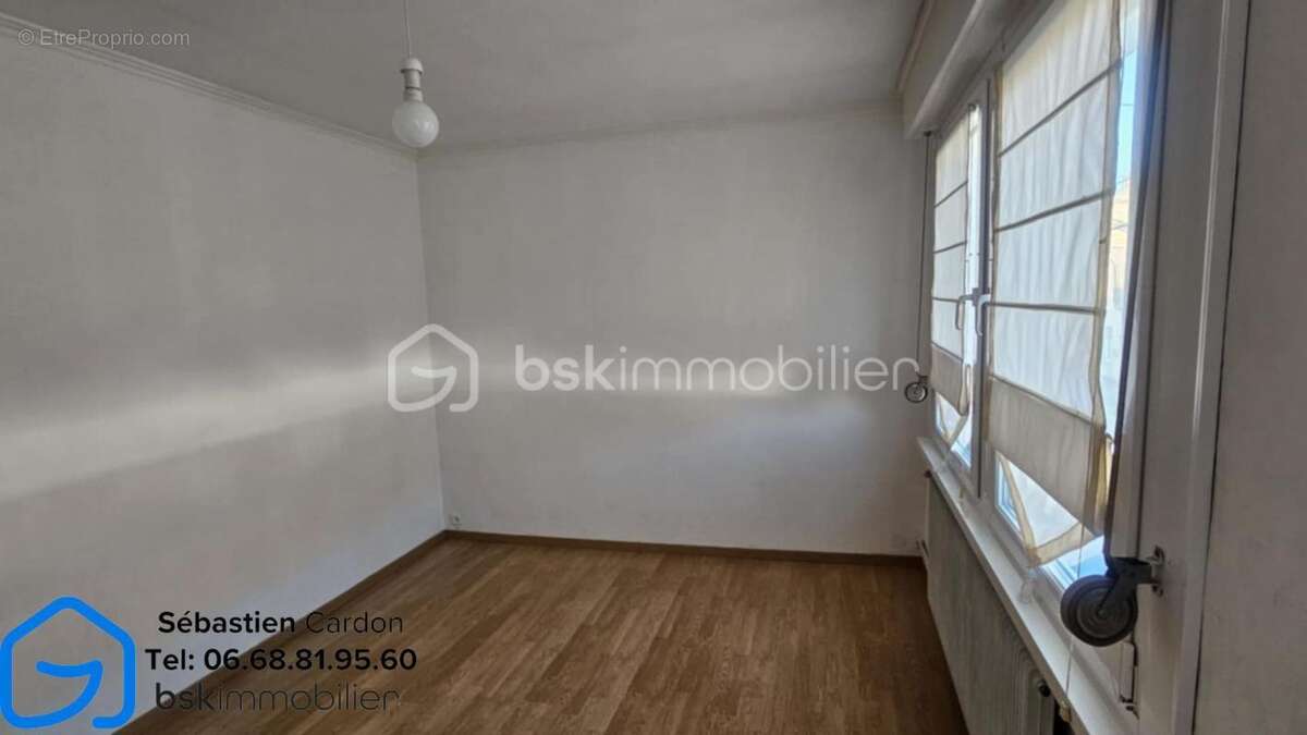 Maison à COURRIERES