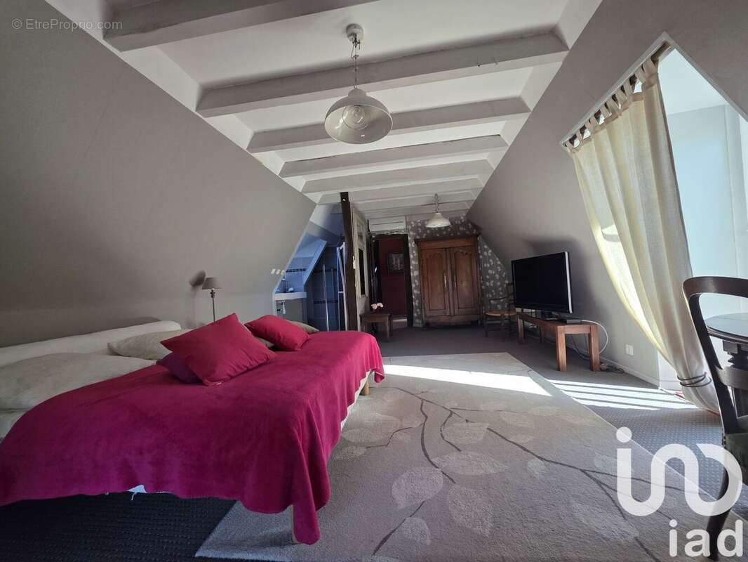 Maison 210 m² à Thegra  - photo 9