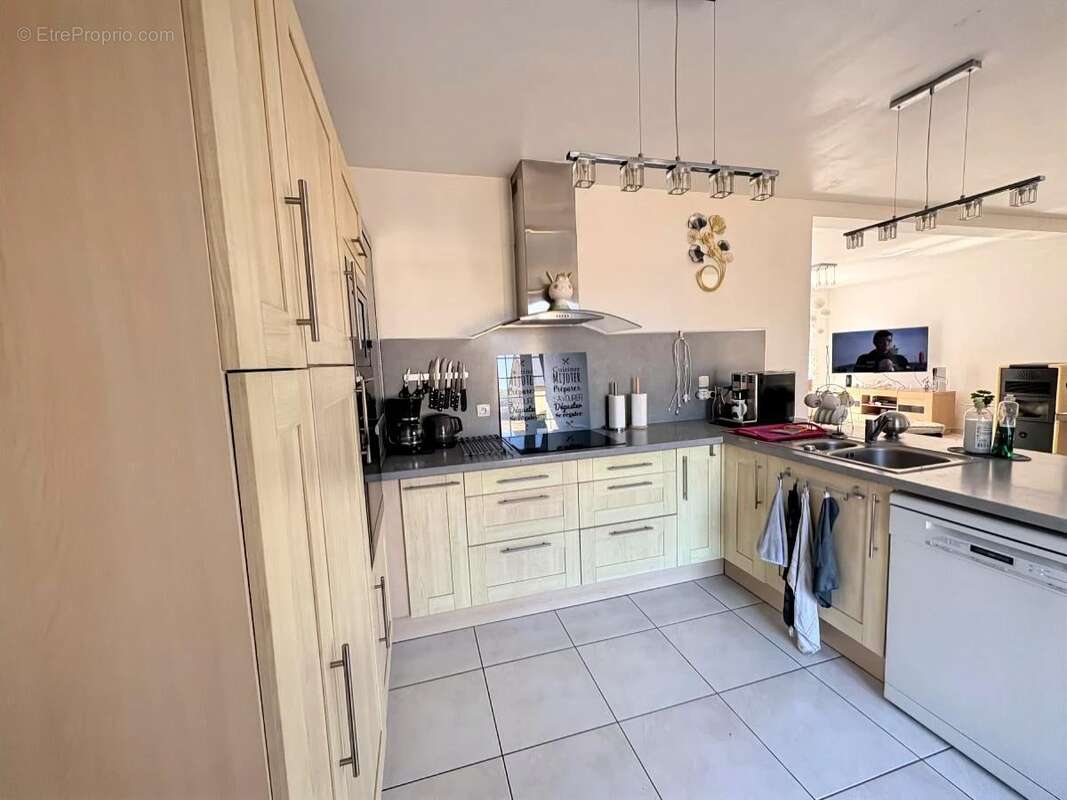 Maison 120 m² à Tordouet  - photo 3
