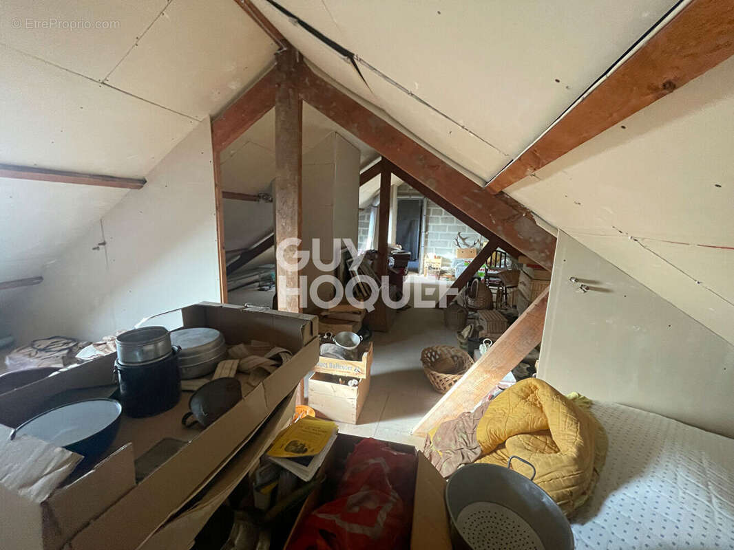 Maison à REMILLY-SUR-LOZON