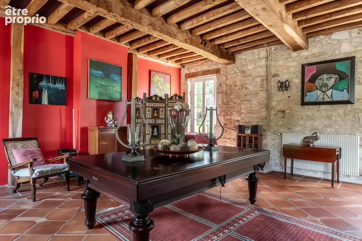 Château avec annexes, piscine, court de tennis et garages - photo 51