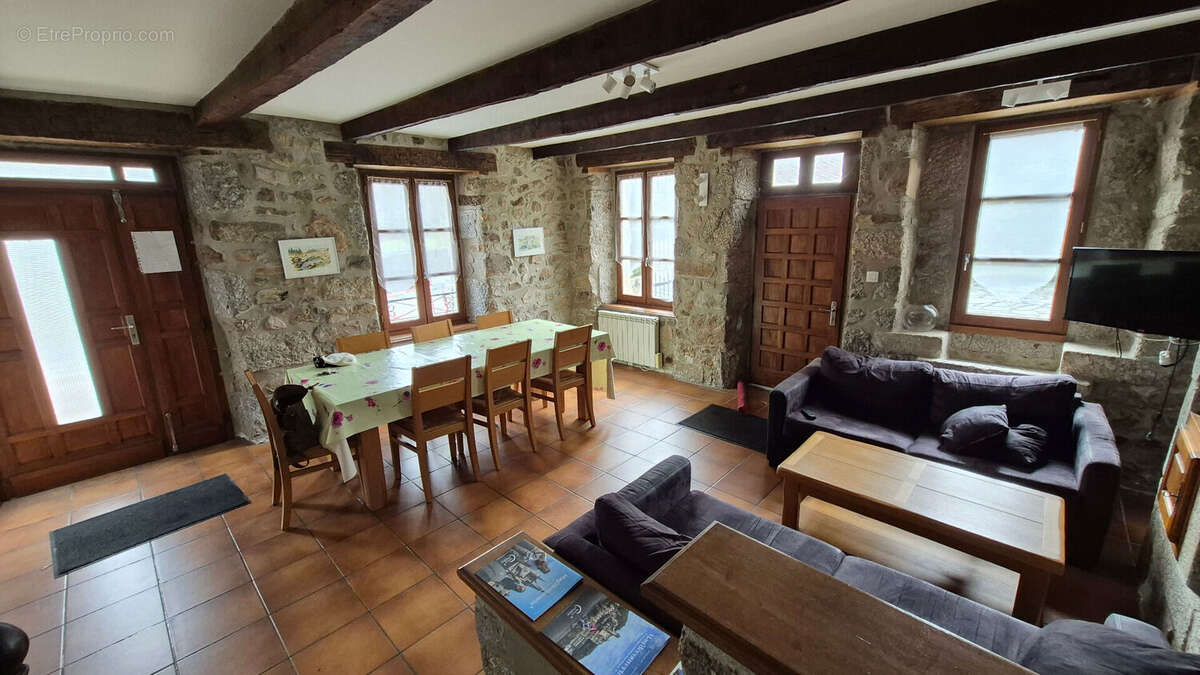 Maison à FLORENTIN-LA-CAPELLE