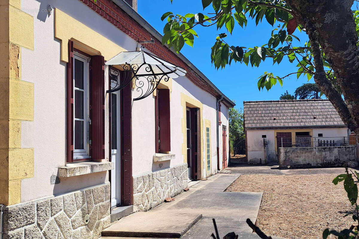 Maison à SAINT-AGNAN