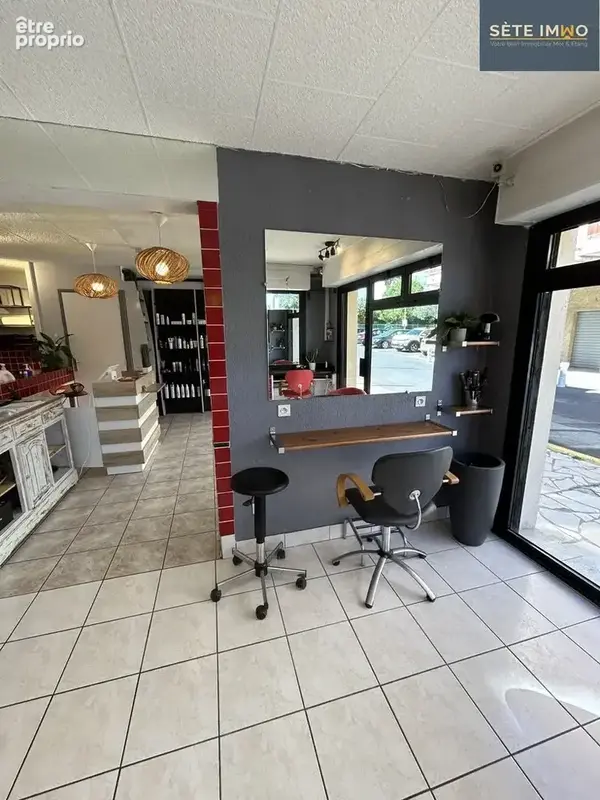 Commerce 100 m² à vendre à Agde (34300) - photo 2
