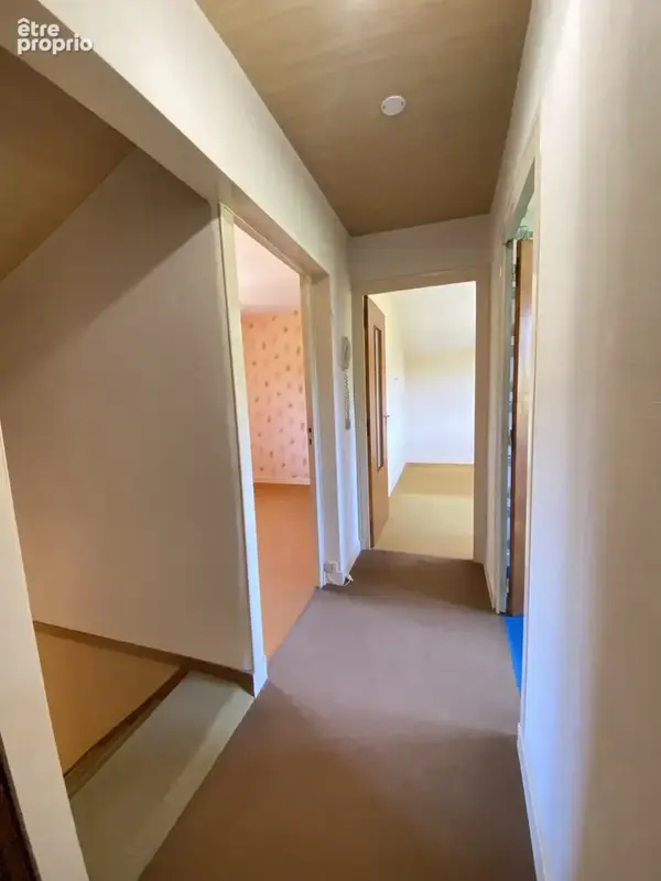 Maison T6 sur terrain plat , clos et arboré. - photo 20