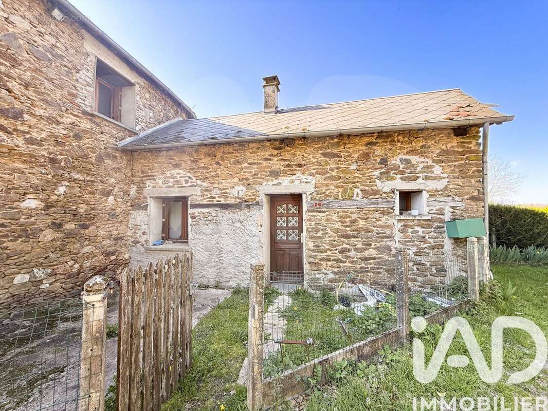 Photo 8 - Maison à LAGRAULIERE