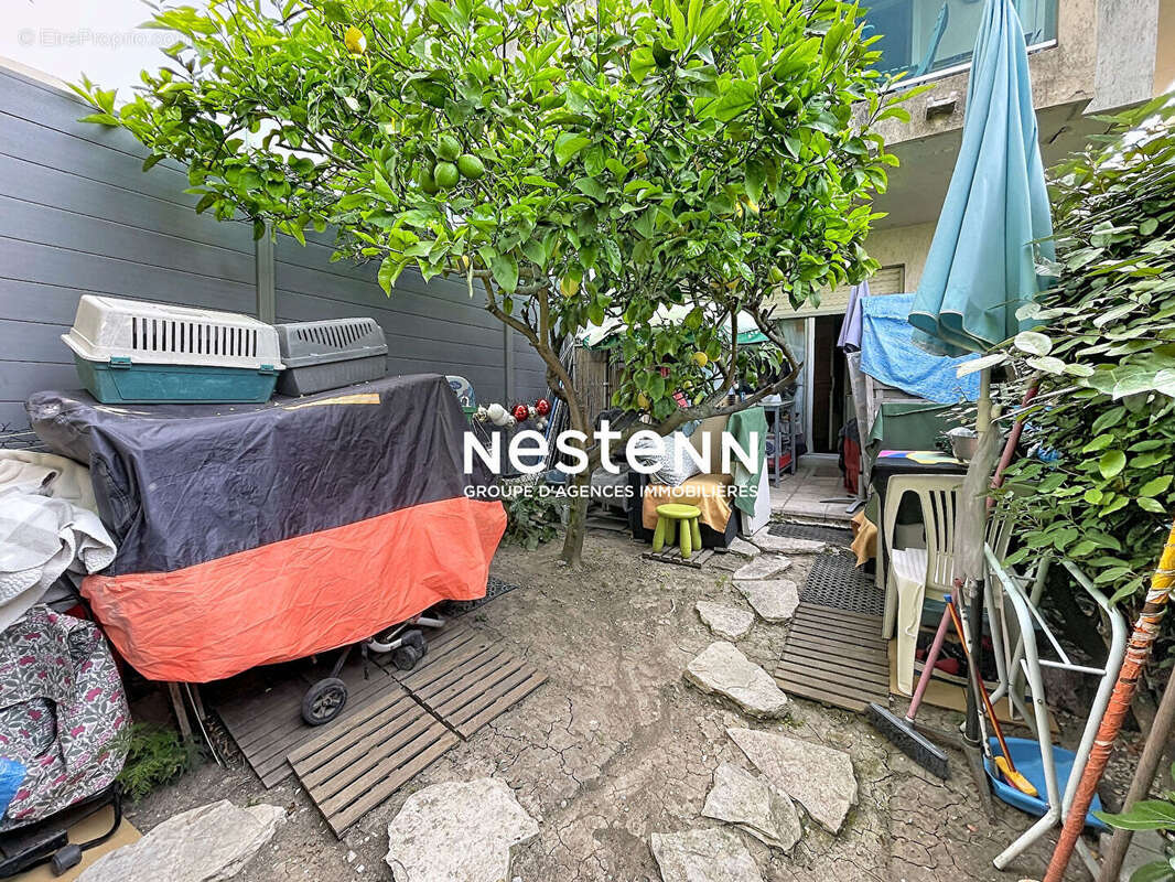 Appartement à VALLAURIS