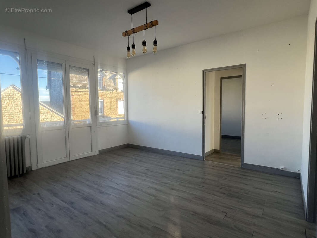 Maison à LA FERTE-MACE