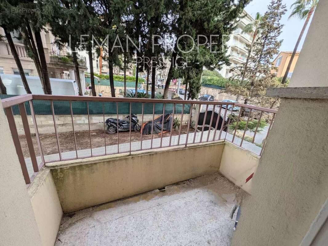 Appartement à LE CANNET