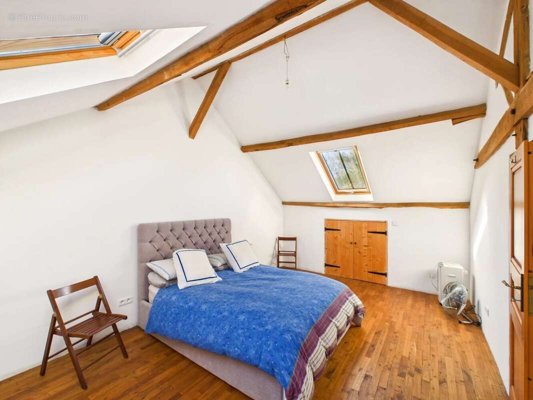 Maison à SAINT-YRIEIX-LA-PERCHE