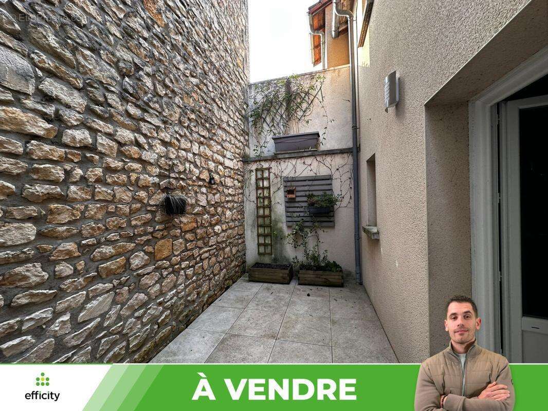 Maison 153 m² à Poitiers  - photo 17