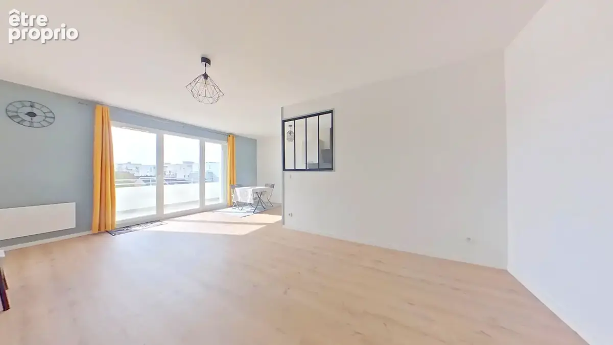 Jules Verne - T3 lumineux de 72 m² avec grand balcon exposé Sud-Ouest + BOX - photo 10