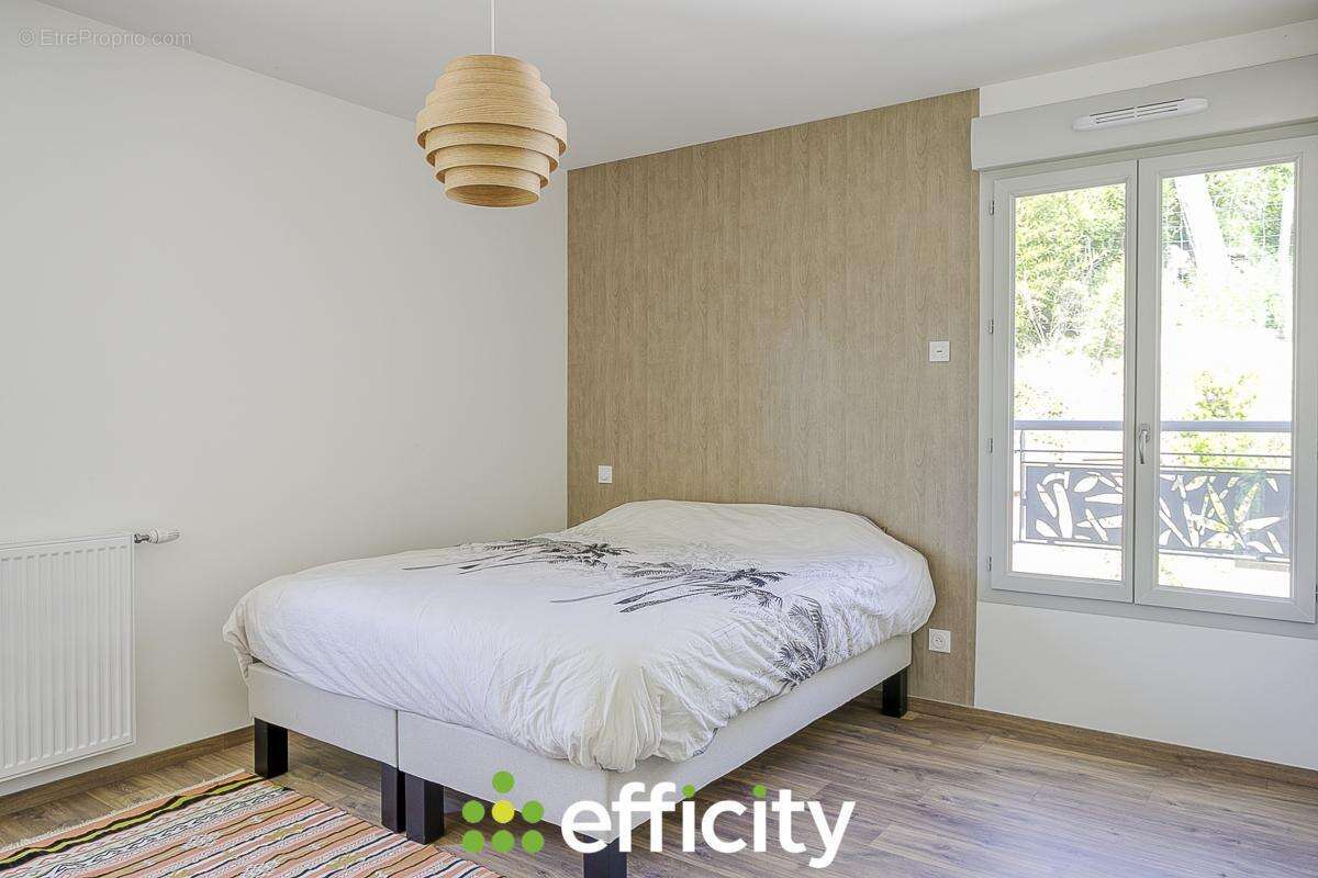 Appartement à TOUSSIEU