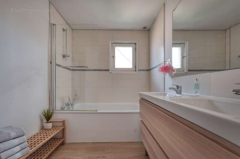 Maison à CERNAY-LA-VILLE