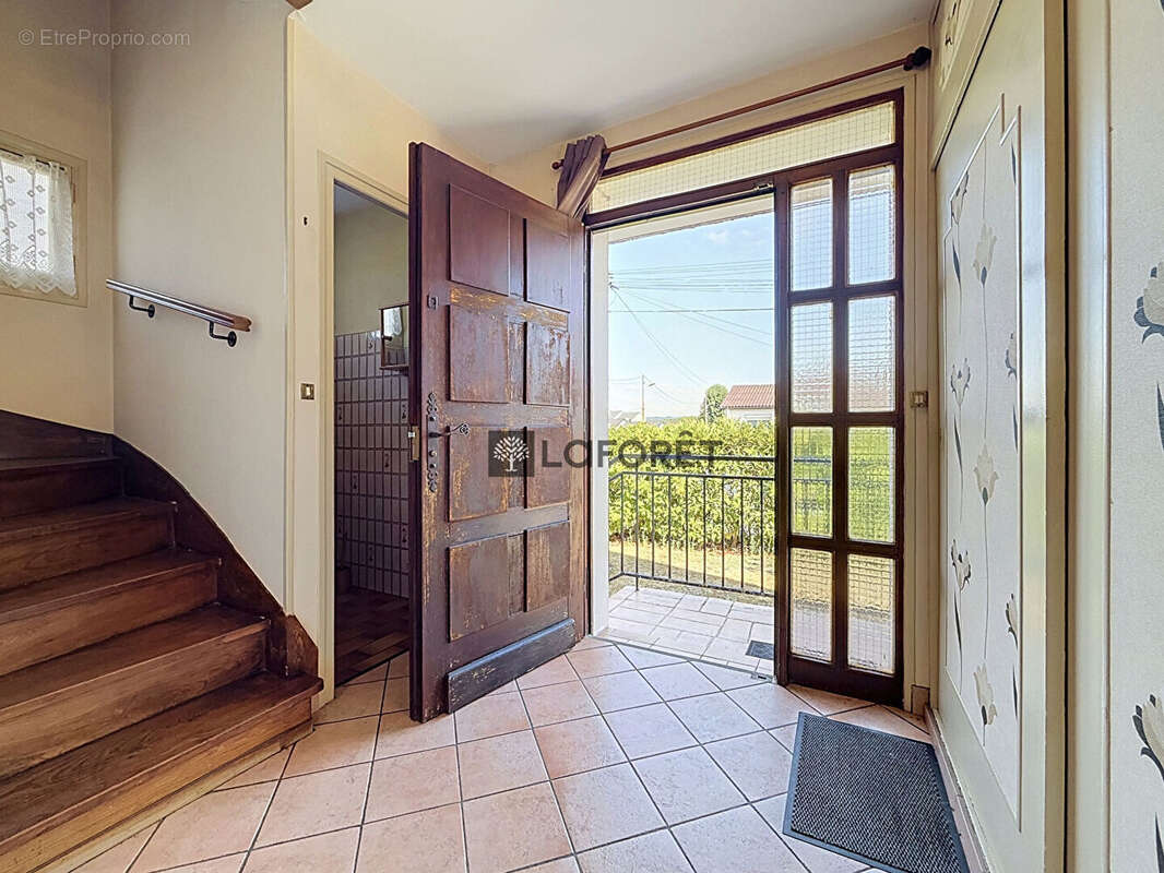Maison Saint Etienne Du Rouvray 4 pièce(s) 82 m2 - photo 4