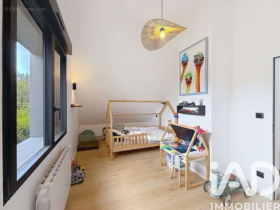 Maison 220 m² à Saint-Fuscien  - photo 9