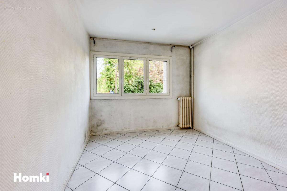 A vendre ! Appartement T3 de 67 m² - terrasse - à Toulon 83000, Avenue Edouard Latil - Aguillon - 83000 Toulon - photo 11