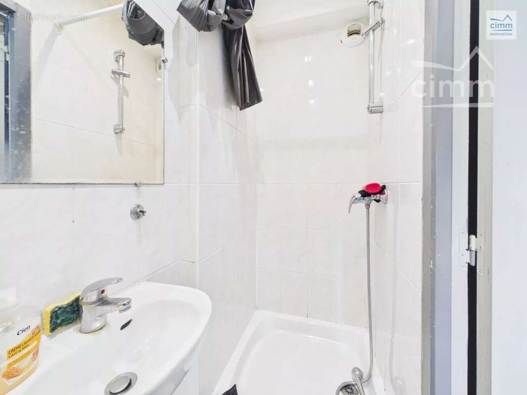 Appartement à LE RHEU