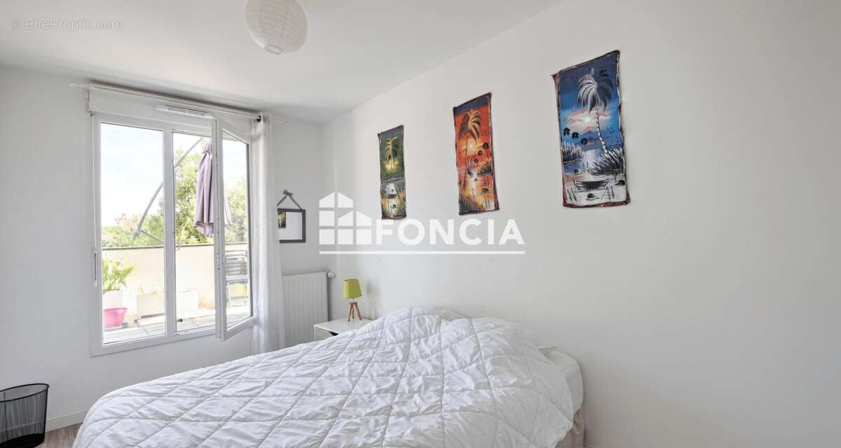 Appartement T3 avec grande terrasse - tramway 9 et métro 7 - Ivry-sur-Seine - photo 8