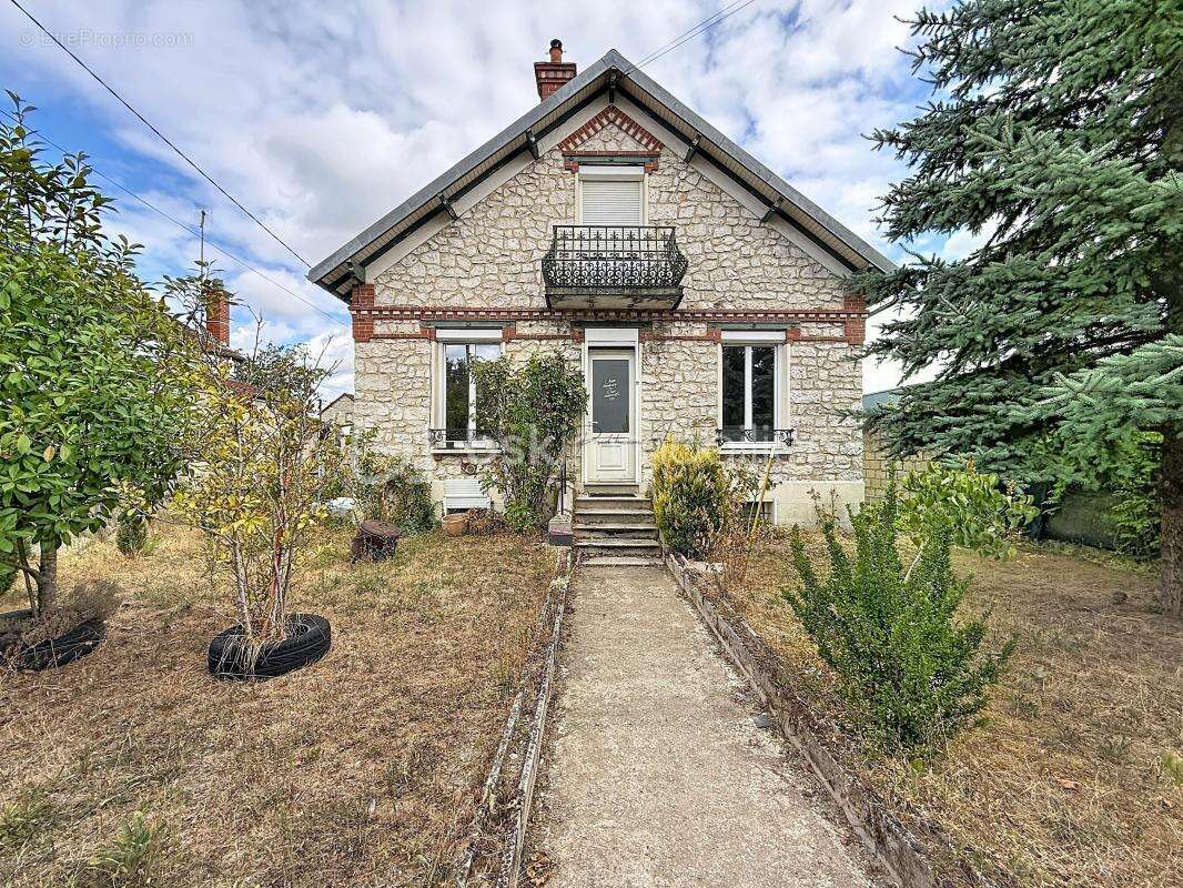 Maison familiale de 103 m² avec 4 chambres, jardin clos et sous-sol complet - photo 14