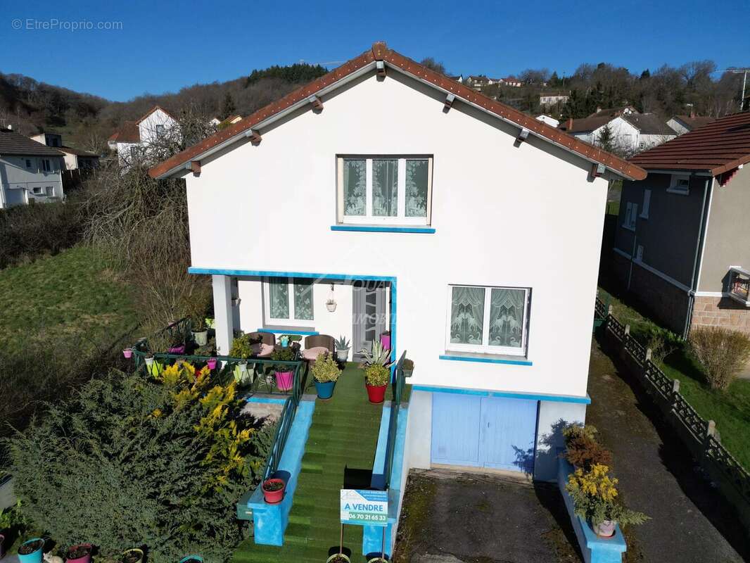 Maison à SAINT-ELOY-LES-MINES