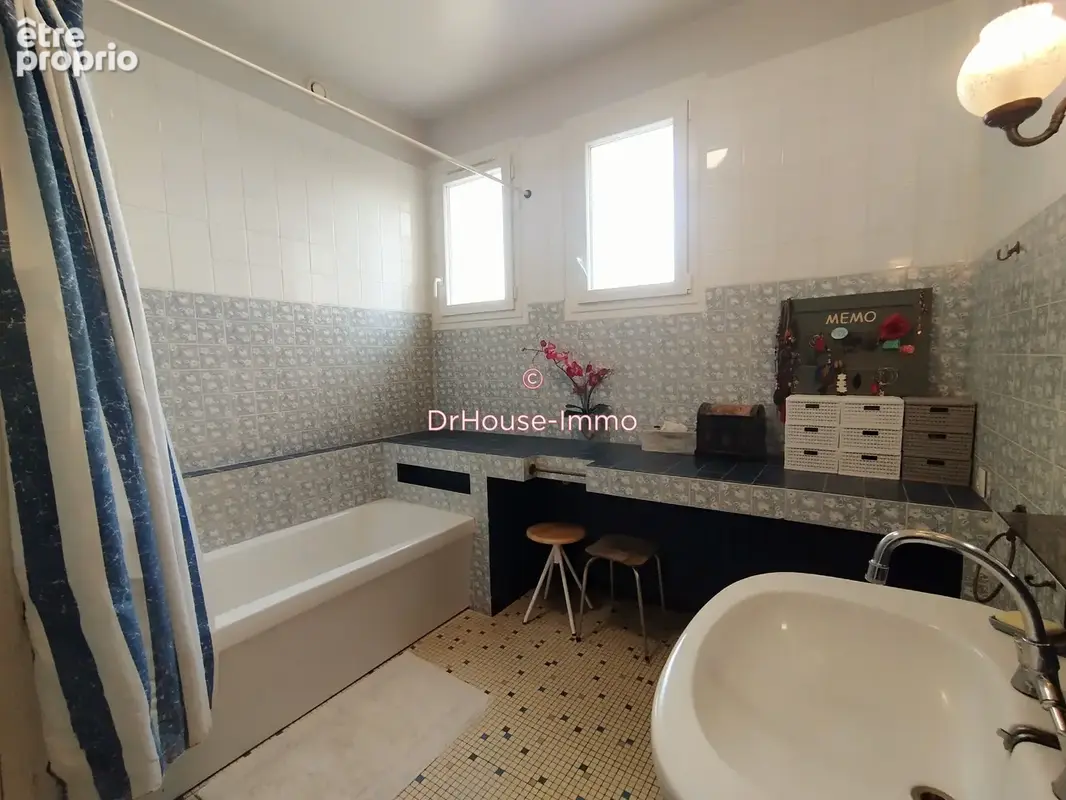 Maison 10 pièces 246 m² à vendre à Avanton (86170) - photo 7