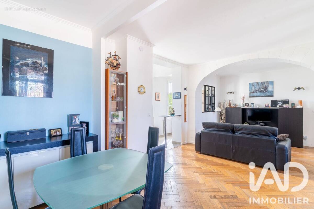 Photo 1 - Appartement à VERNEUIL-SUR-SEINE