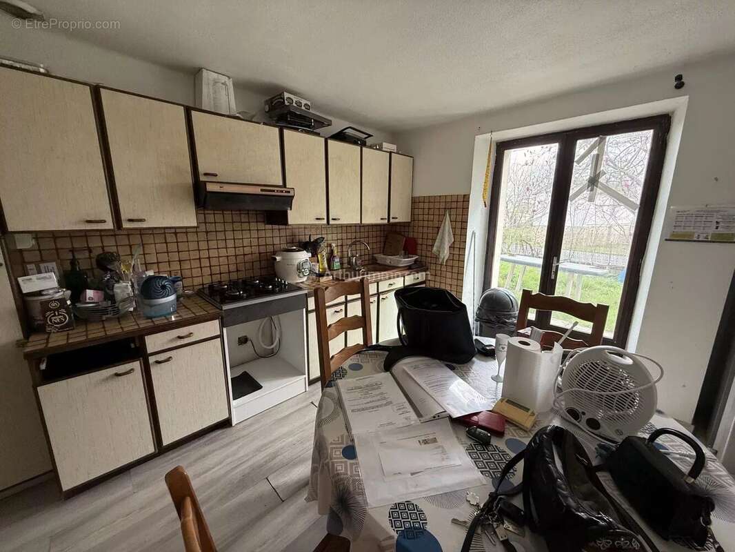 Maison à SAINTE-GEMME