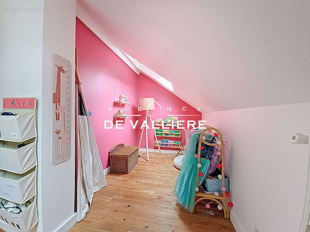 Maison à NANTERRE