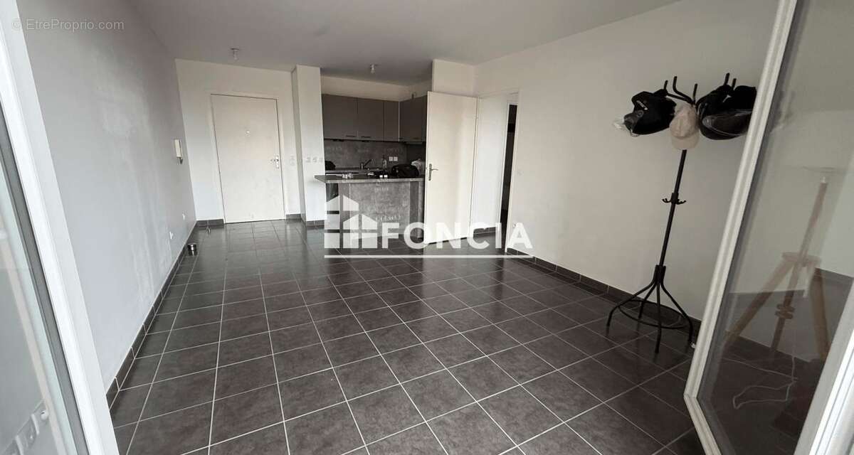 Appartement à SAINT-MAUR-DES-FOSSES