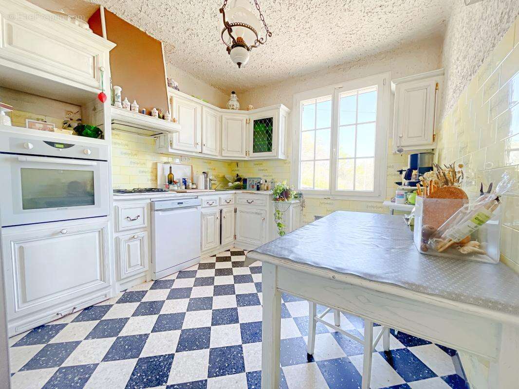 Maison à GINASSERVIS