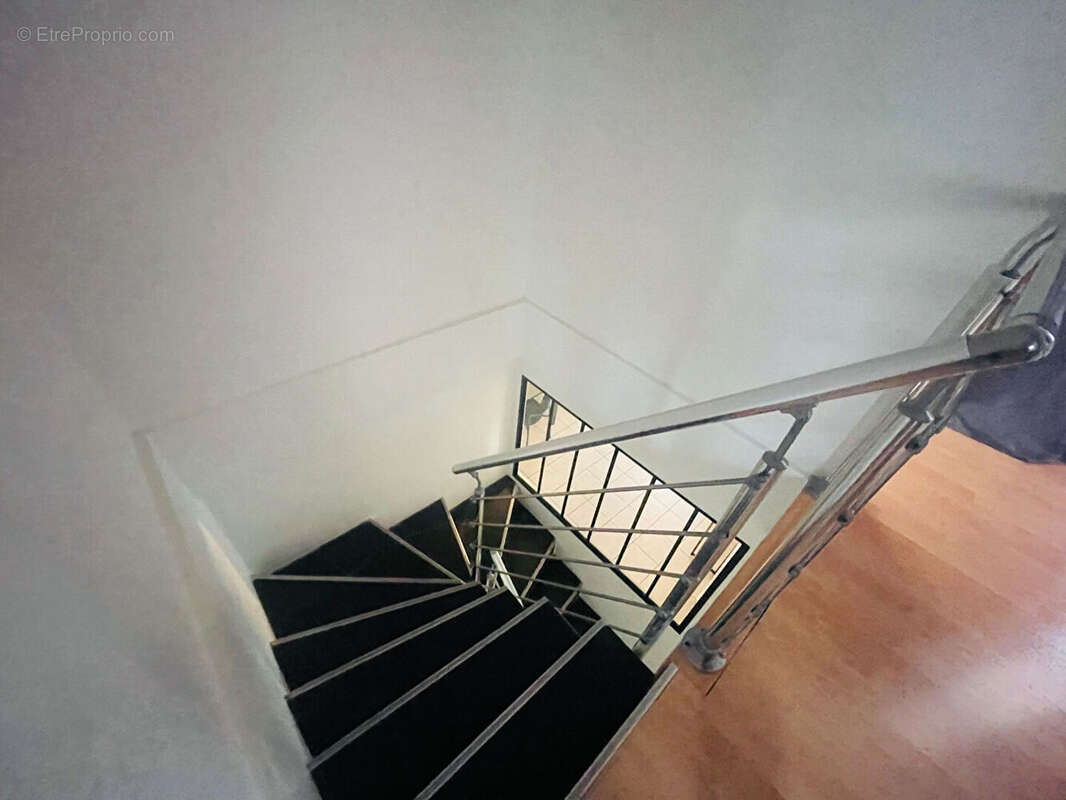 Maison à SARTROUVILLE