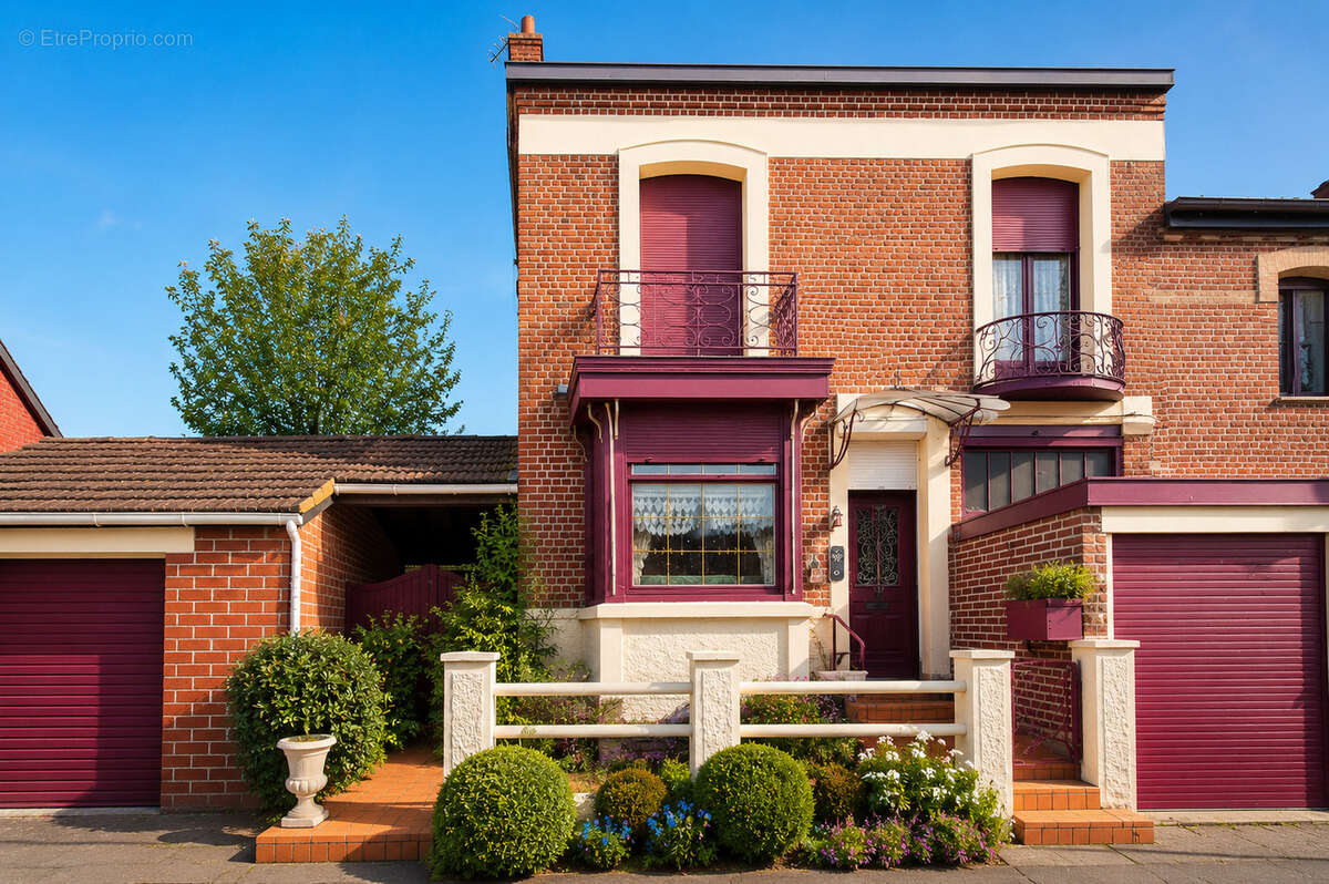 Maison à PITGAM