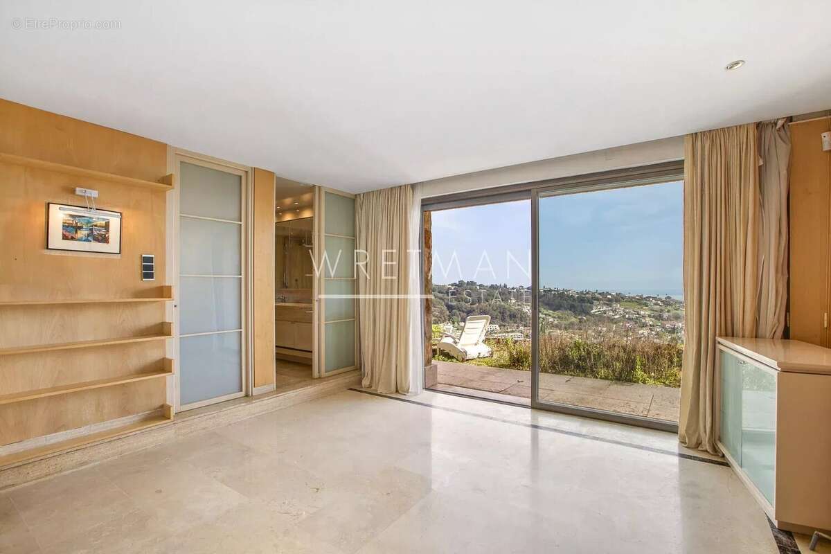 Maison à CAGNES-SUR-MER