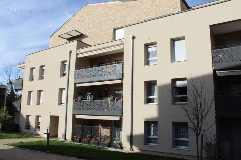 Appartement à CEYZERIAT