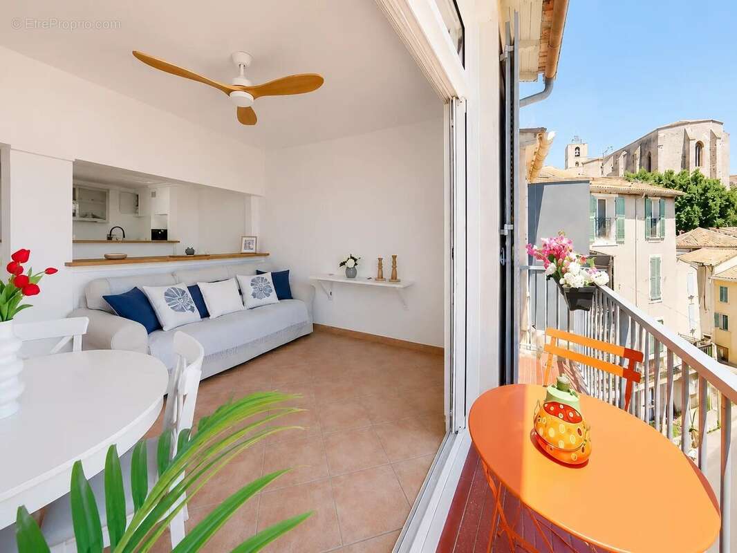 Maison à HYERES