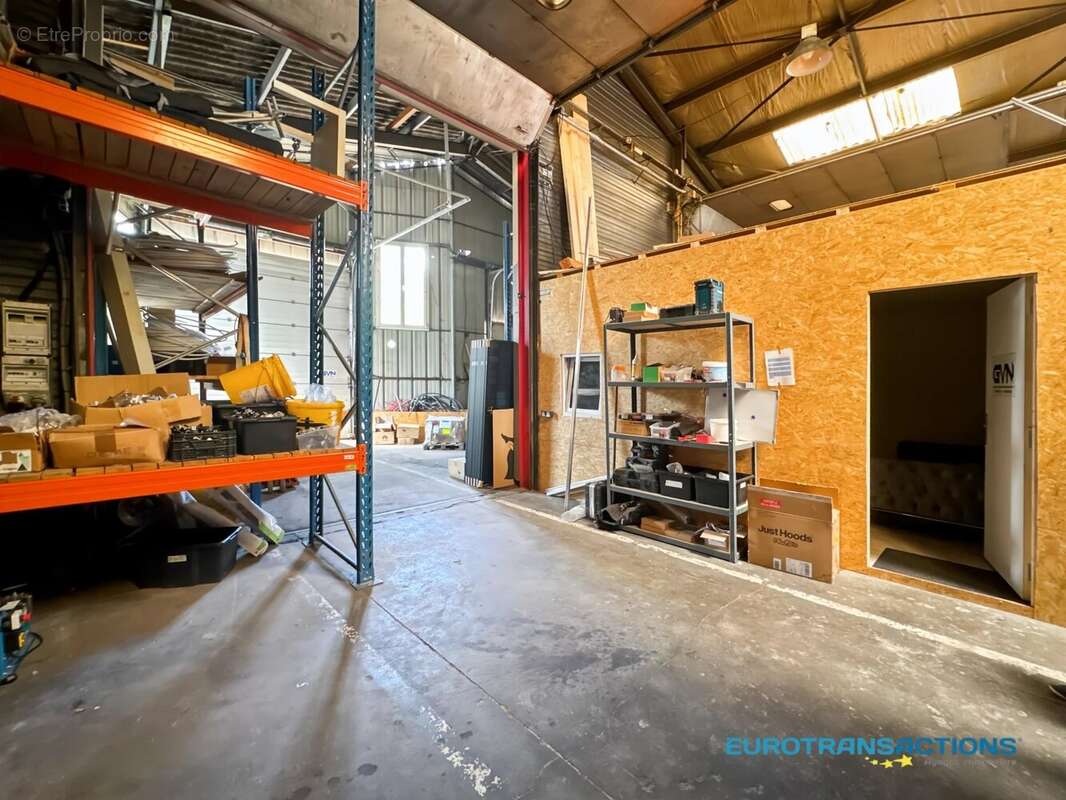 Local de 160 m² à vendre – Zone commerciale Schweighouse - photo 4