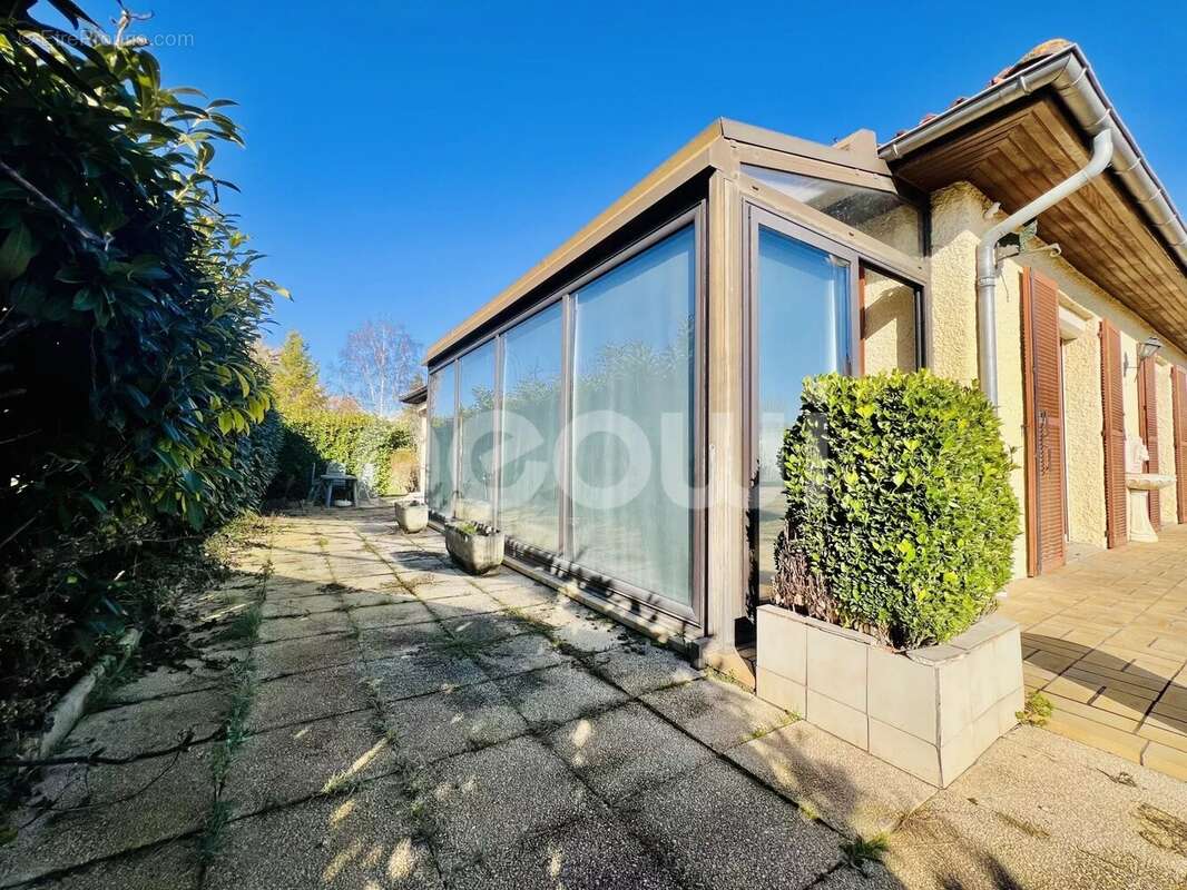 Maison à AIGUEPERSE