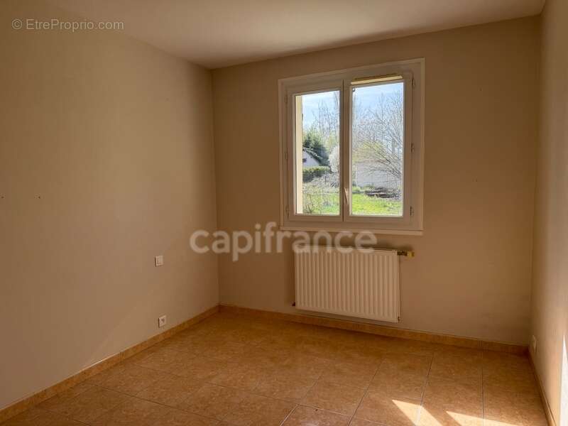 Maison à vendre 6 pièces PONTIGNY (89) de 136 M2 4 chambres Terrain garage plus bâtiment - photo 11
