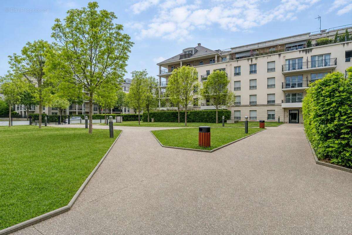 Studio lumineux avec terrasse à Carrières-sous-Poissy - photo 6