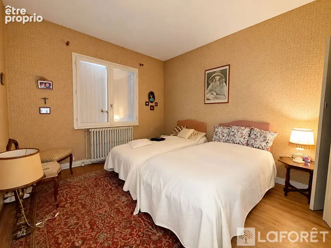 Maison familiale 134 m² - 4 chambres - Sous-sol - 2 garages + Jardin - photo 9
