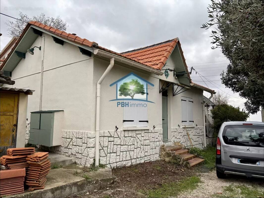 Appartement à MARSEILLE-15E