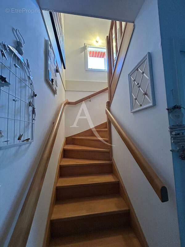 Maison recente sans travaux avec exterieur et parkings - photo 6