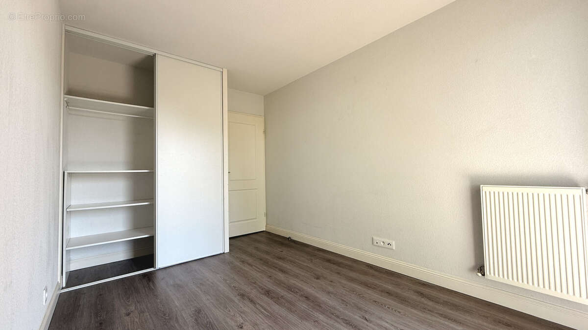 Appartement T3 de 64 m2 avec terrasse de 14,5 m2 - Gradignan Le Brandier - photo 14