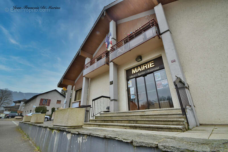 Terrain à PERRIGNIER