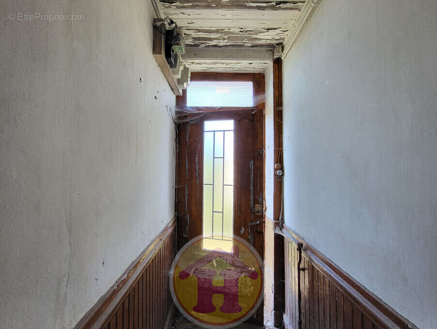 Maison à SAINT-JUNIEN